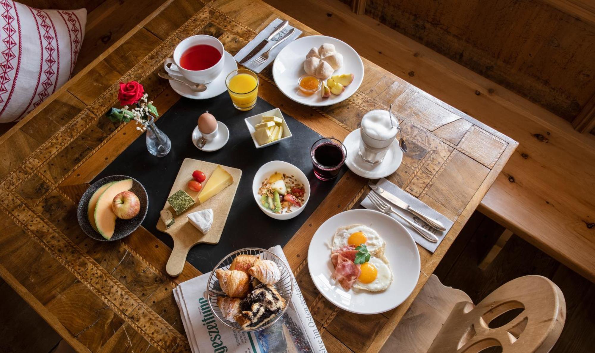 Hotel Goldener Adler - Im Sommer Silvretta Card Premium Inkludiert Ischgl Zewnętrze zdjęcie