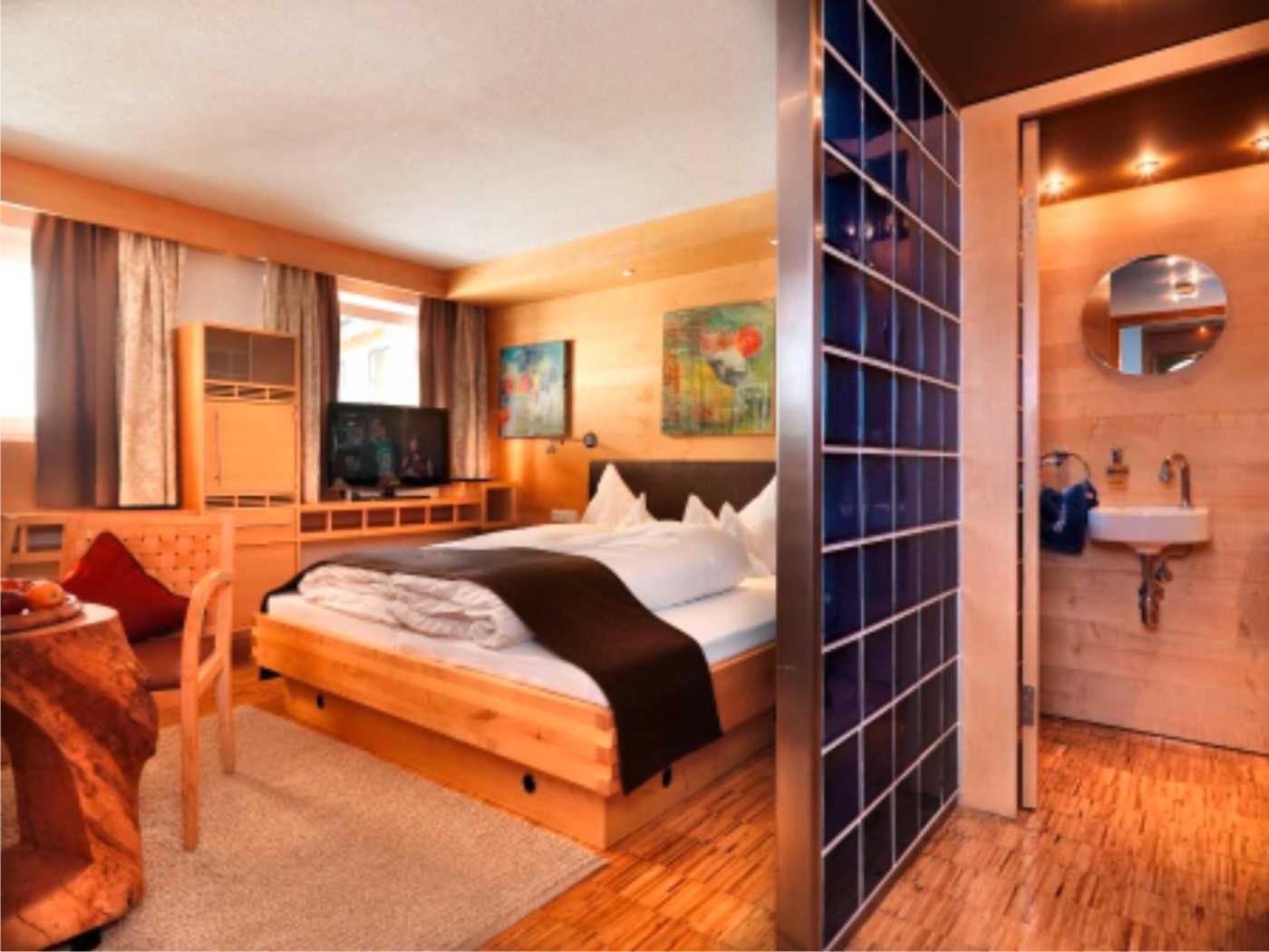 Hotel Goldener Adler - Im Sommer Silvretta Card Premium Inkludiert Ischgl Zewnętrze zdjęcie